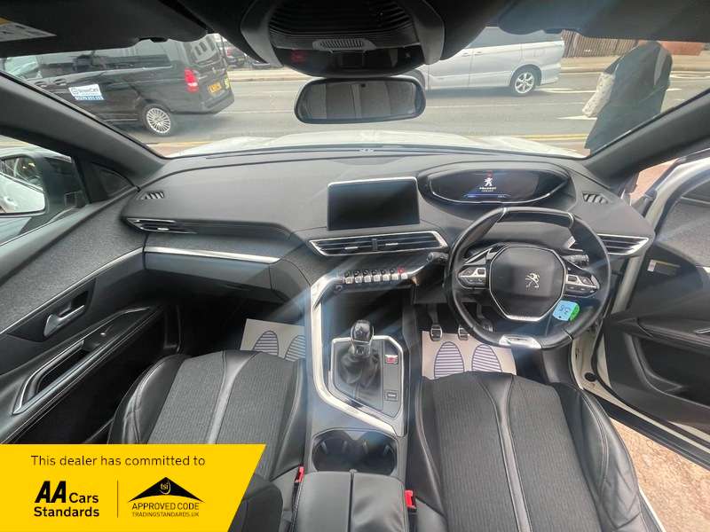 2018 PEUGEOT 3008 2018 PEUGEOT 3008