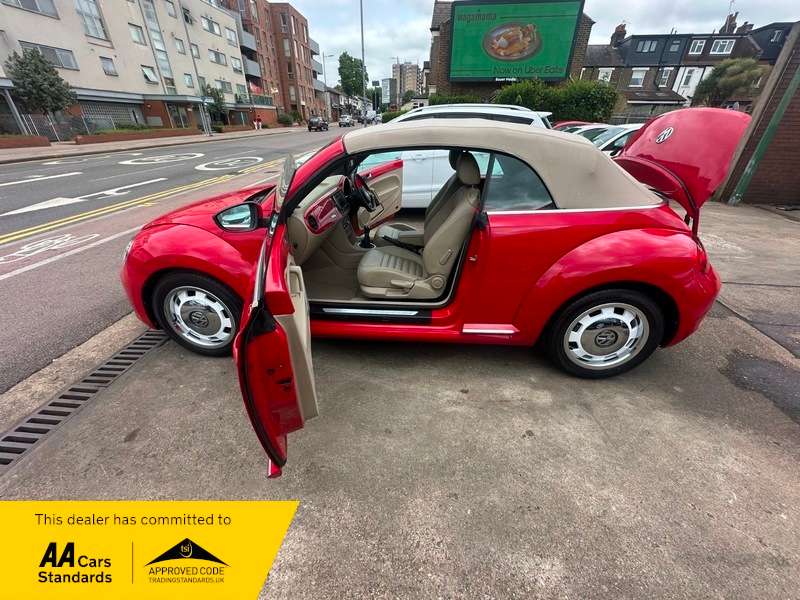 2015 VOLKSWAGEN BEETLE 2015 VOLKSWAGEN BEETLE