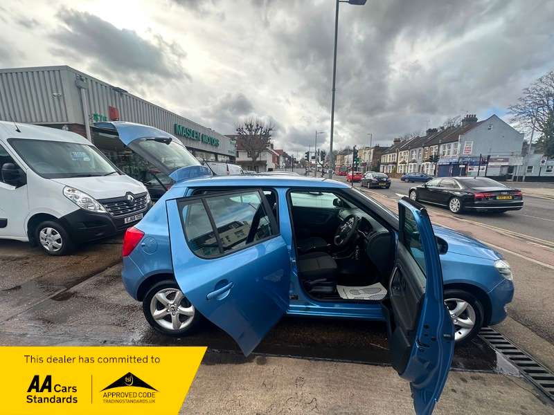 2013 SKODA FABIA 2013 SKODA FABIA