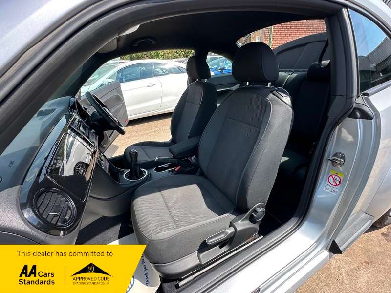 2013 VOLKSWAGEN BEETLE 2013 VOLKSWAGEN BEETLE