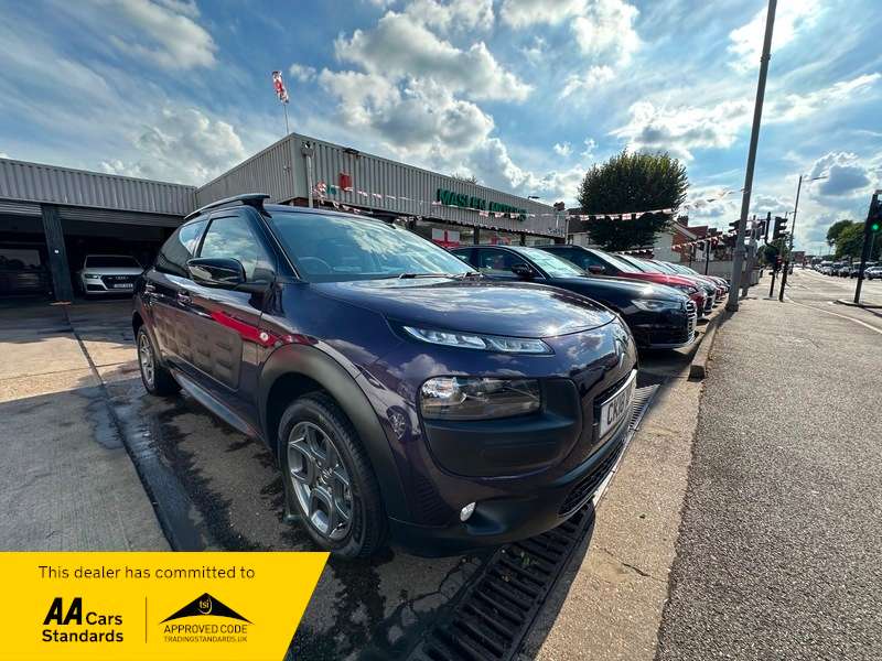 A 2018 CITROEN C4 CACTUS PURETECH FEEL A 2018 CITROEN C4 CACTUS PURETECH FEEL