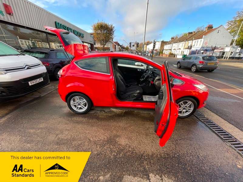 2013 FORD FIESTA 2013 FORD FIESTA