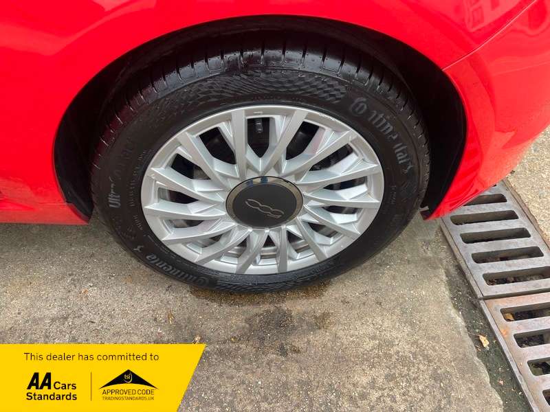 2020 FIAT 500 2020 FIAT 500