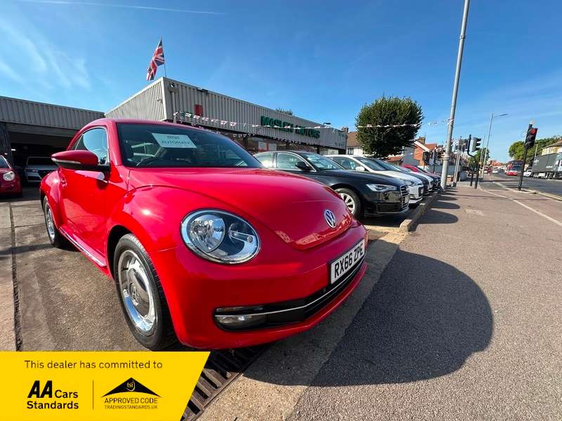 A 2016 VOLKSWAGEN BEETLE DESIGN TSI BLUEMOTION TECHNOLOGY DSG A 2016 VOLKSWAGEN BEETLE DESIGN TSI BLUEMOTION TECHNOLOGY DSG