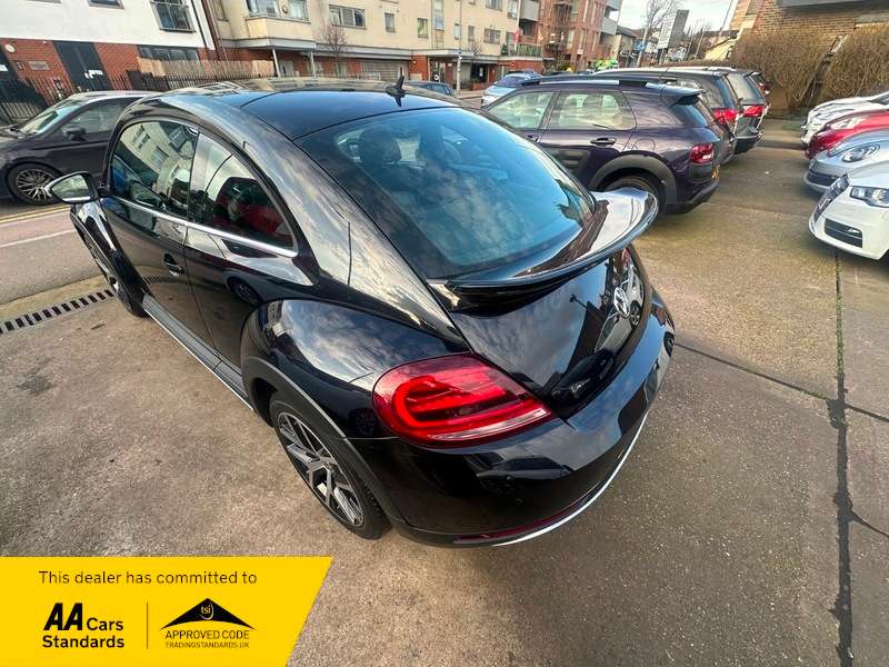 2018 VOLKSWAGEN BEETLE 2018 VOLKSWAGEN BEETLE