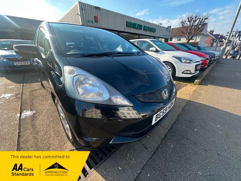 A 2009 HONDA JAZZ I-VTEC ES I-SHIFT A 2009 HONDA JAZZ I-VTEC ES I-SHIFT