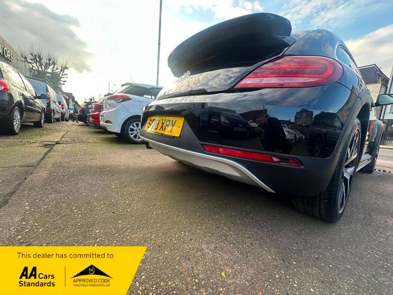 2018 VOLKSWAGEN BEETLE 2018 VOLKSWAGEN BEETLE