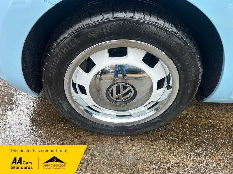 0 VOLKSWAGEN BEETLE 0 VOLKSWAGEN BEETLE