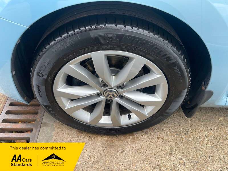 2013 VOLKSWAGEN BEETLE 2013 VOLKSWAGEN BEETLE