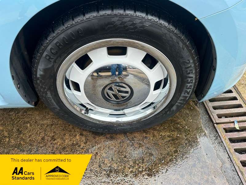 0 VOLKSWAGEN BEETLE 0 VOLKSWAGEN BEETLE