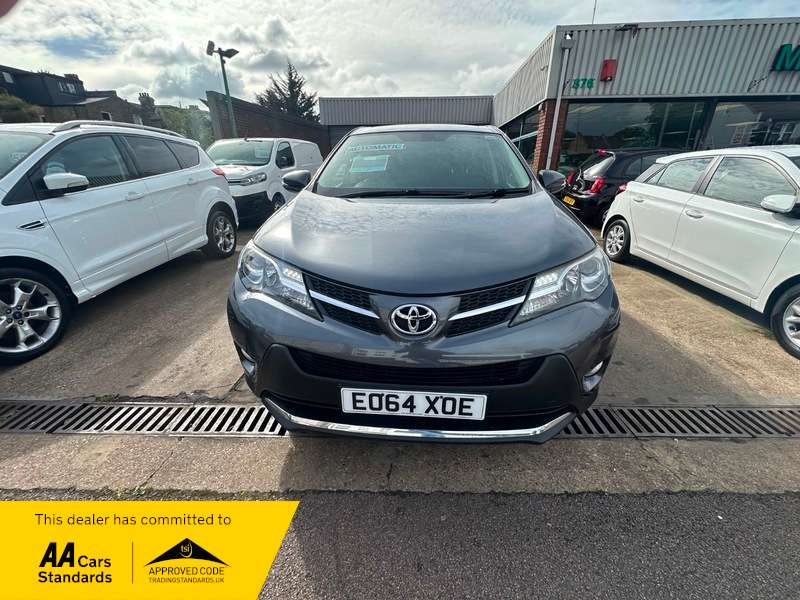 A 2014 TOYOTA RAV4 D-4D ICON AWD A 2014 TOYOTA RAV4 D-4D ICON AWD