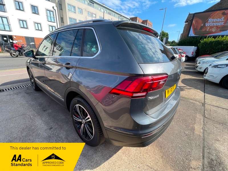 2018 VOLKSWAGEN TIGUAN 2018 VOLKSWAGEN TIGUAN