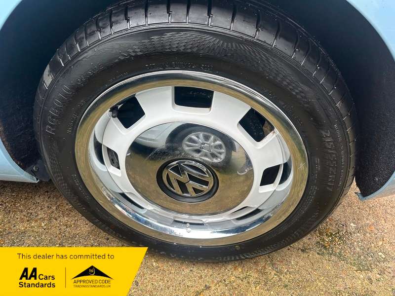 0 VOLKSWAGEN BEETLE 0 VOLKSWAGEN BEETLE