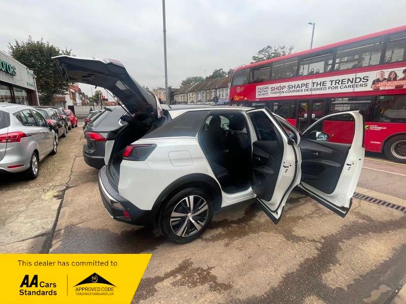 2018 PEUGEOT 3008 2018 PEUGEOT 3008