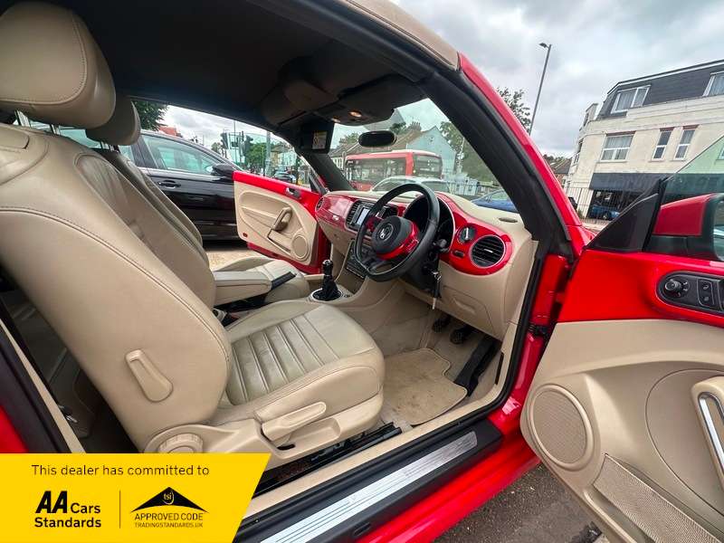 2015 VOLKSWAGEN BEETLE 2015 VOLKSWAGEN BEETLE