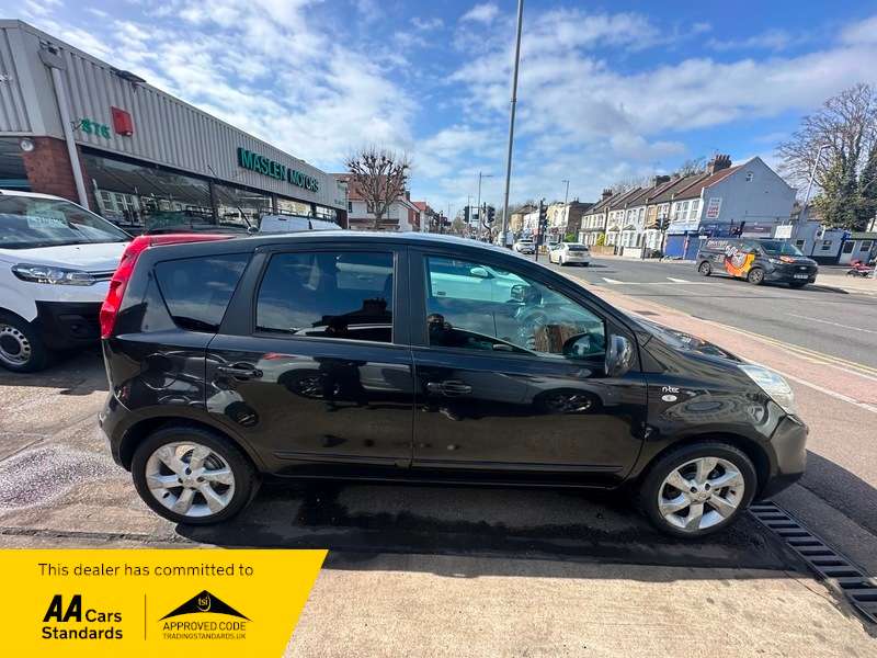 2010 NISSAN NOTE 2010 NISSAN NOTE