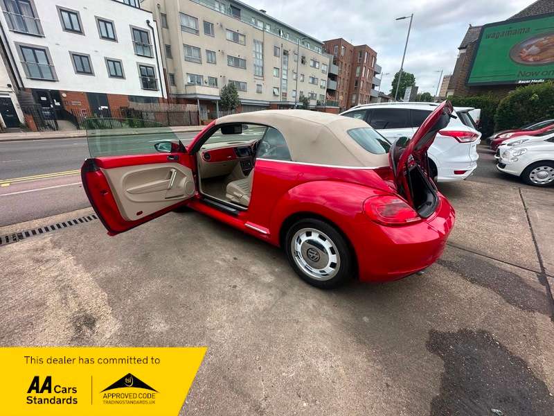 2015 VOLKSWAGEN BEETLE 2015 VOLKSWAGEN BEETLE