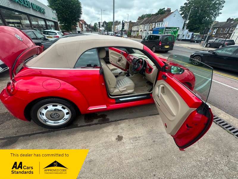 2015 VOLKSWAGEN BEETLE 2015 VOLKSWAGEN BEETLE