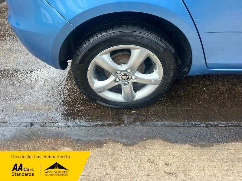 2013 SKODA FABIA 2013 SKODA FABIA