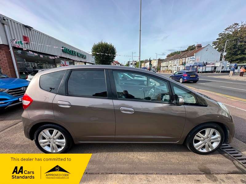 2012 HONDA JAZZ 2012 HONDA JAZZ