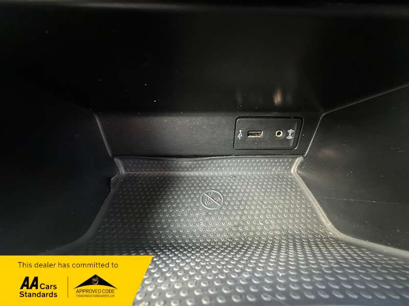 2018 VOLKSWAGEN BEETLE 2018 VOLKSWAGEN BEETLE