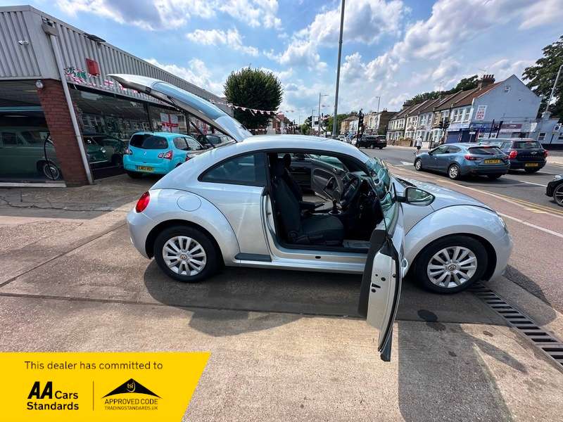 2013 VOLKSWAGEN BEETLE 2013 VOLKSWAGEN BEETLE