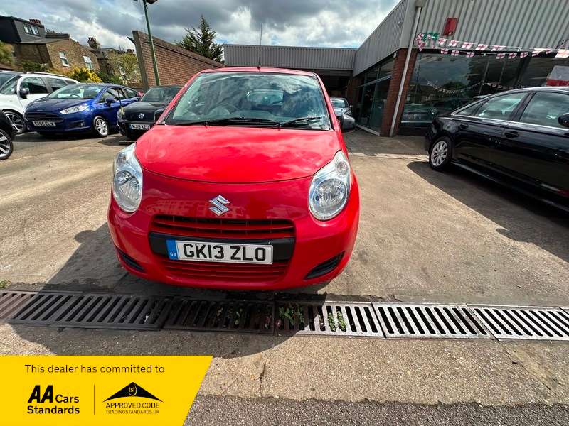 A 2013 SUZUKI ALTO SZ3 A 2013 SUZUKI ALTO SZ3