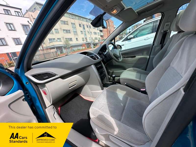 2008 PEUGEOT 207 2008 PEUGEOT 207