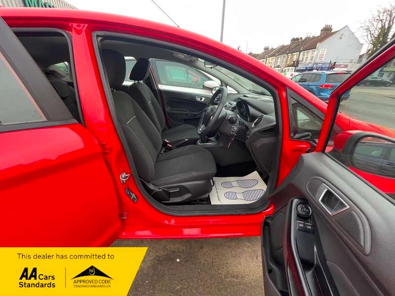 2015 FORD FIESTA 2015 FORD FIESTA