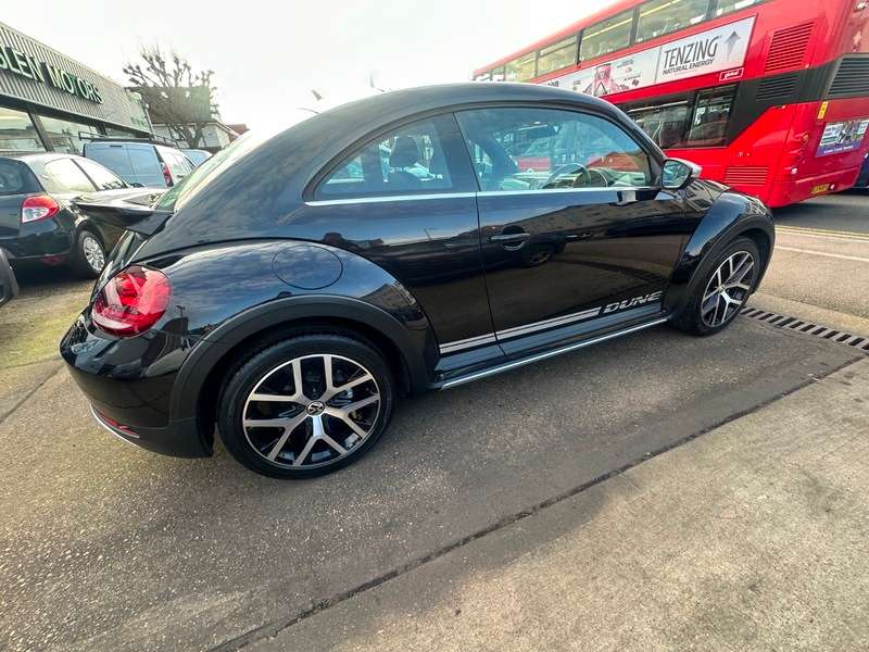 2018 VOLKSWAGEN BEETLE 2018 VOLKSWAGEN BEETLE