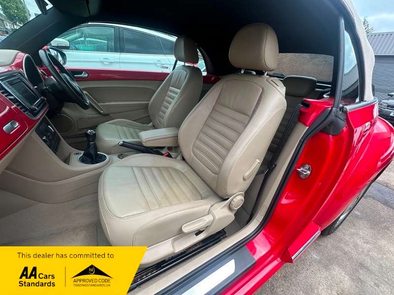 2015 VOLKSWAGEN BEETLE 2015 VOLKSWAGEN BEETLE