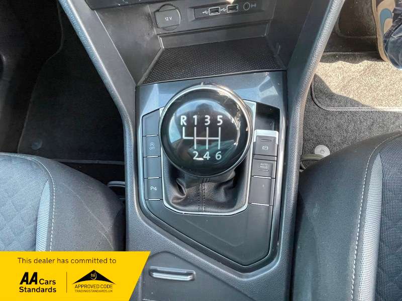 2018 VOLKSWAGEN TIGUAN 2018 VOLKSWAGEN TIGUAN