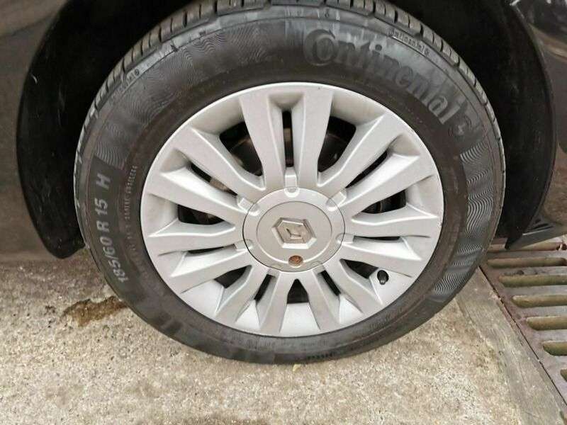 2010 RENAULT CLIO 2010 RENAULT CLIO