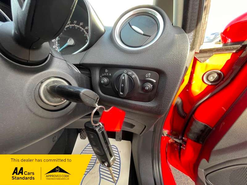 2013 FORD FIESTA 2013 FORD FIESTA