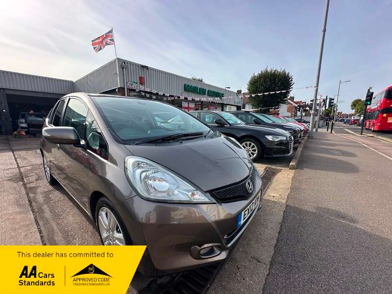 A 2012 HONDA JAZZ I-VTEC EX A 2012 HONDA JAZZ I-VTEC EX