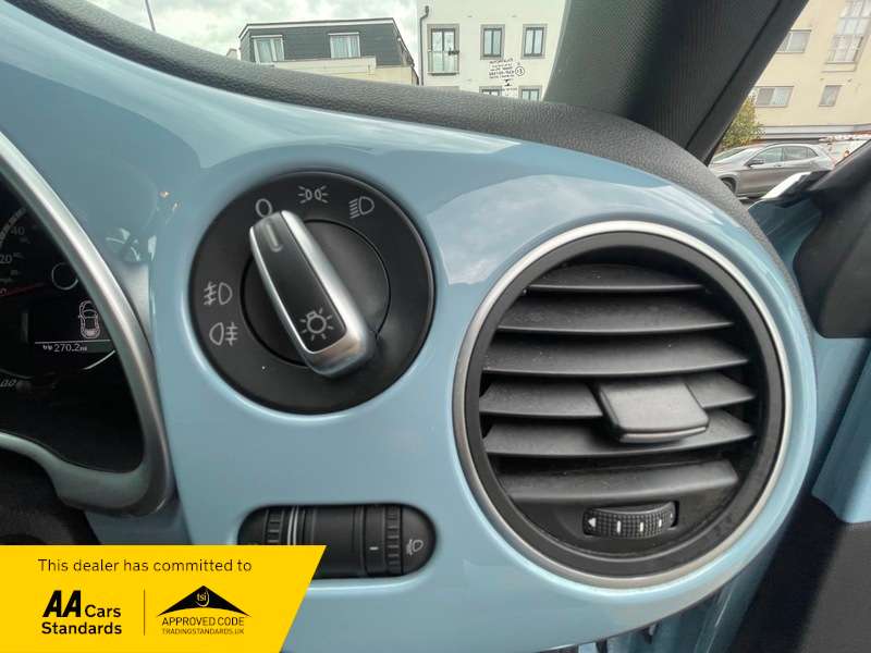 2013 VOLKSWAGEN BEETLE 2013 VOLKSWAGEN BEETLE