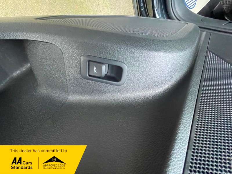 2019 AUDI Q2 2019 AUDI Q2