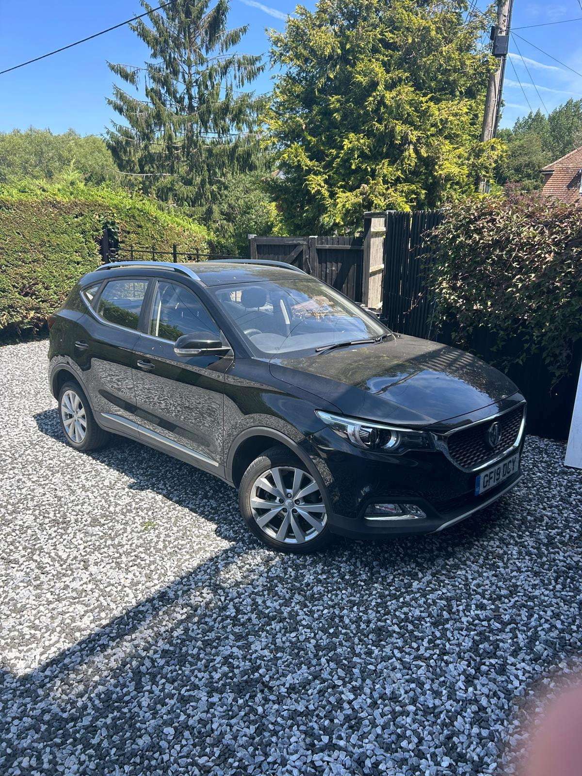 A 2019 MG MG ZS 1.0 T-GDI Excite SUV 5dr Petrol Auto Euro 6 (111 ps) A 2019 MG MG ZS 1.0 T-GDI Excite SUV 5dr Petrol Auto Euro 6 (111 ps)