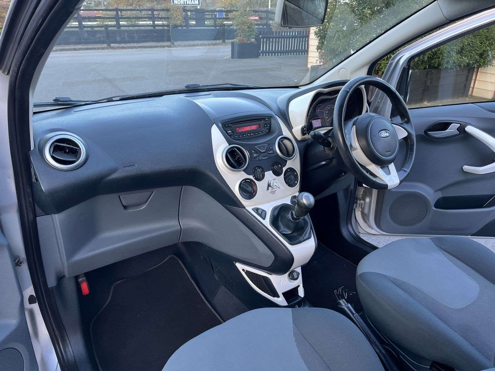 2013 FORD KA 2013 FORD KA