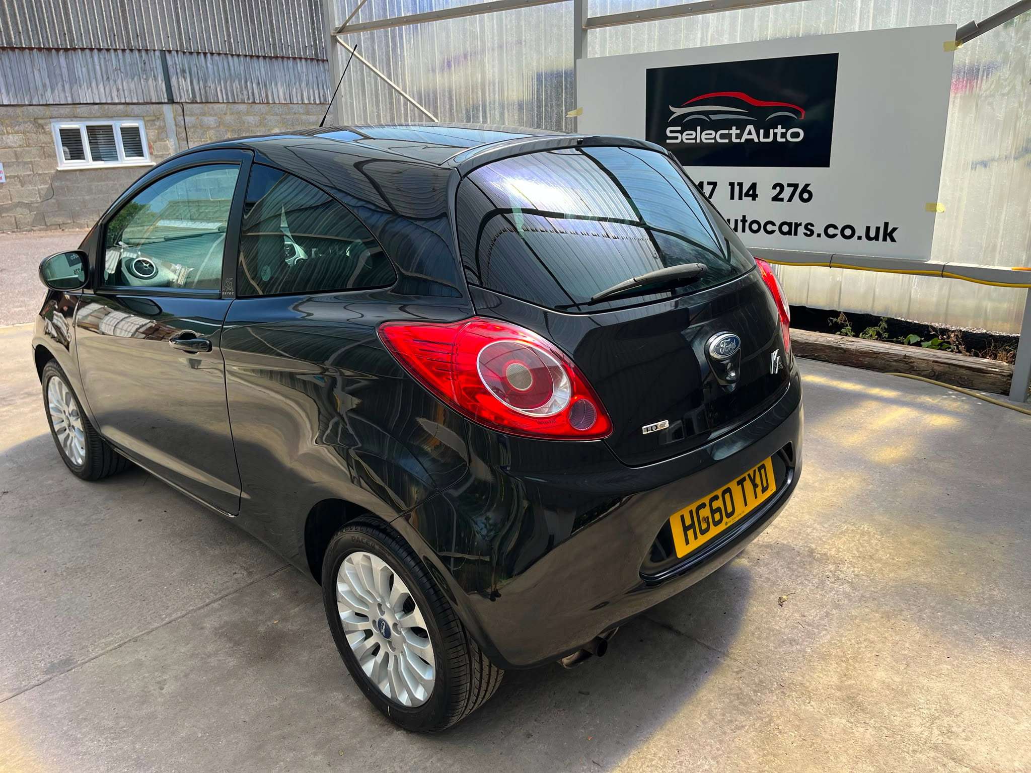 2011 FORD KA 2011 FORD KA