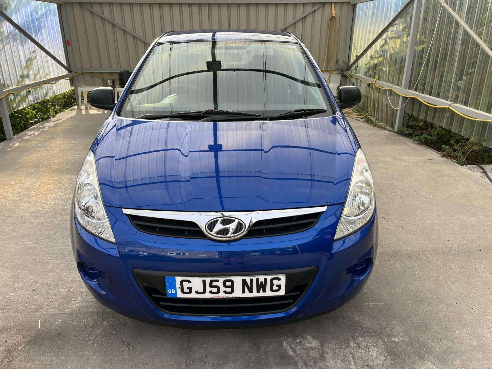 A 2009 HYUNDAI I20 1.2 Classic Hatchback 5dr Petrol Manual Euro 4 (77 bhp) A 2009 HYUNDAI I20 1.2 Classic Hatchback 5dr Petrol Manual Euro 4 (77 bhp)