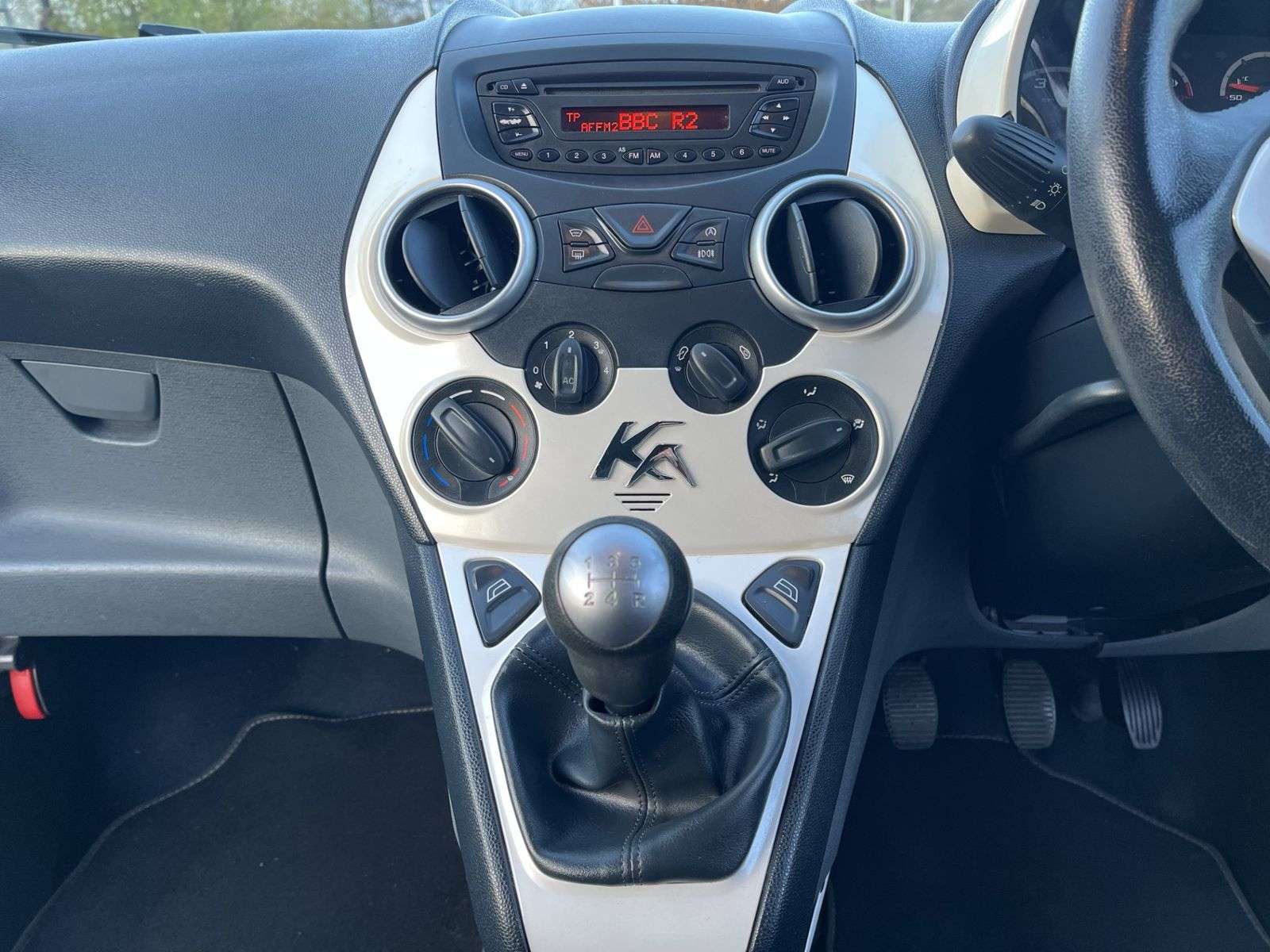 2013 FORD KA 2013 FORD KA