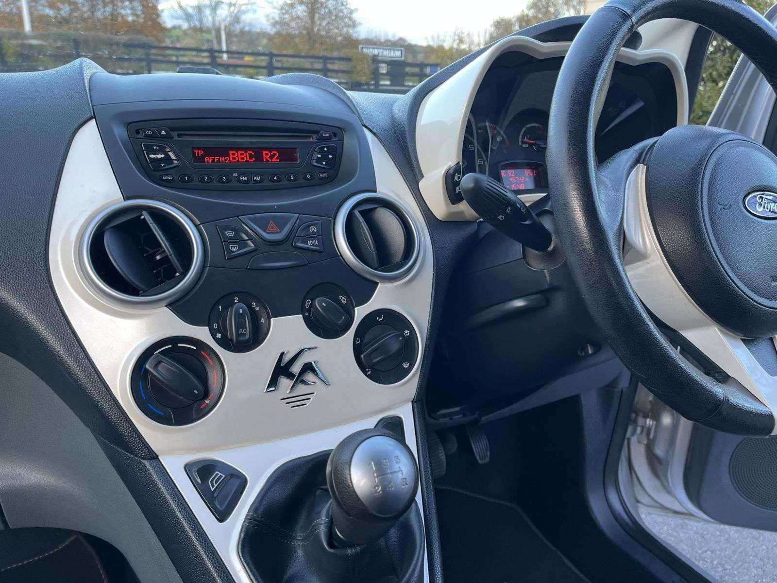 2013 FORD KA 2013 FORD KA