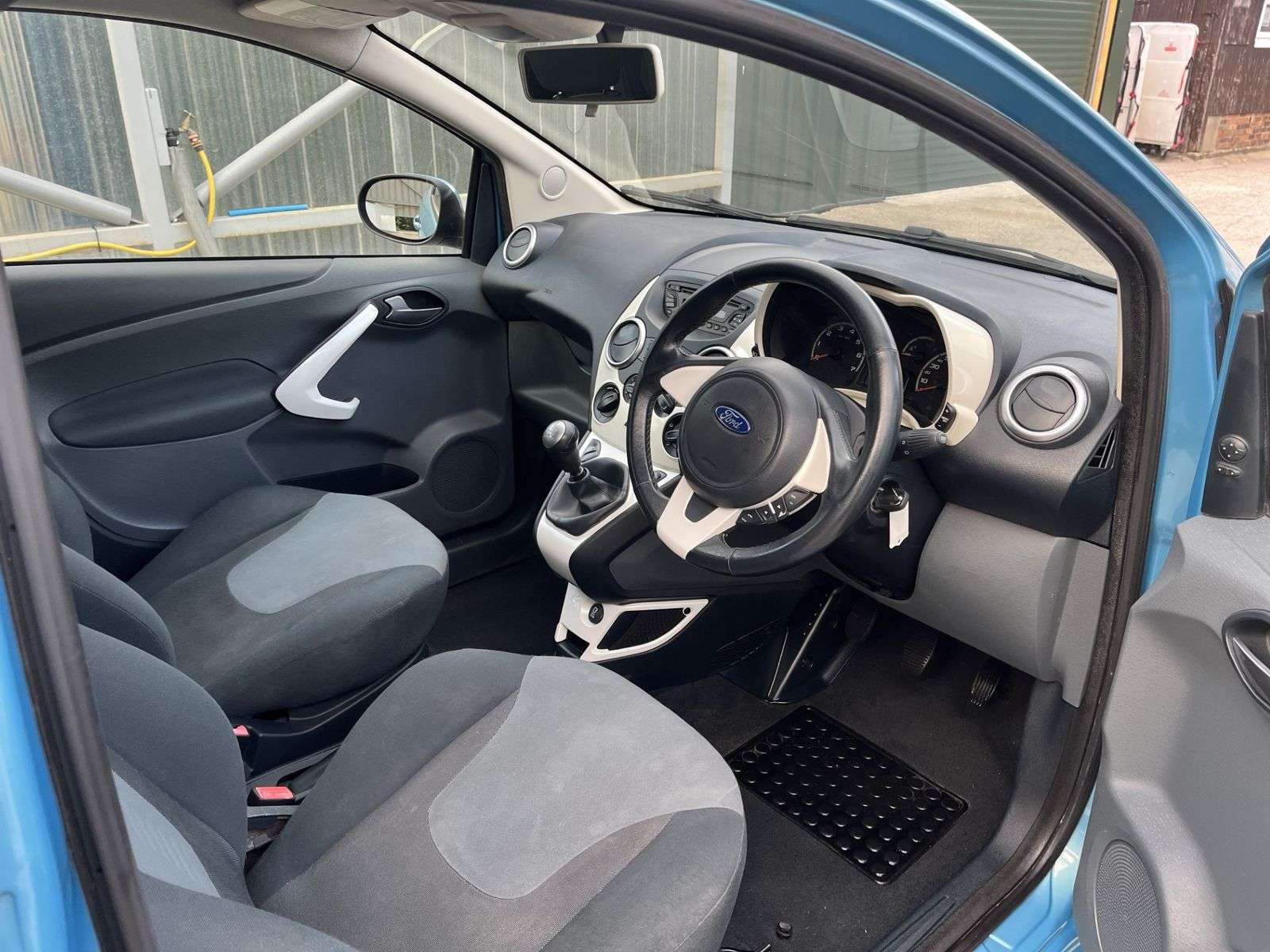 2012 FORD KA 2012 FORD KA