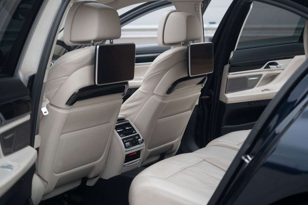 2018 BMW 7 SERIES 2018 BMW 7 SERIES