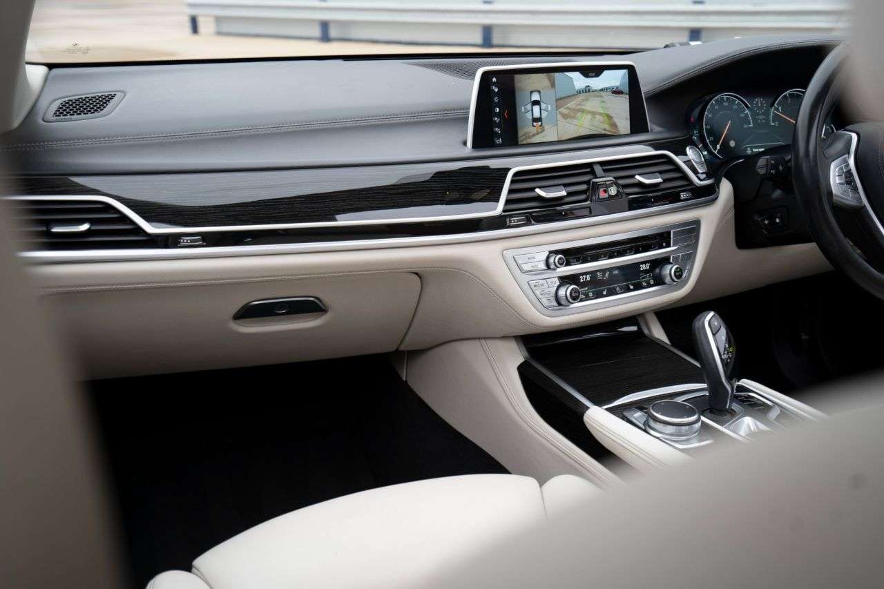 2018 BMW 7 SERIES 2018 BMW 7 SERIES