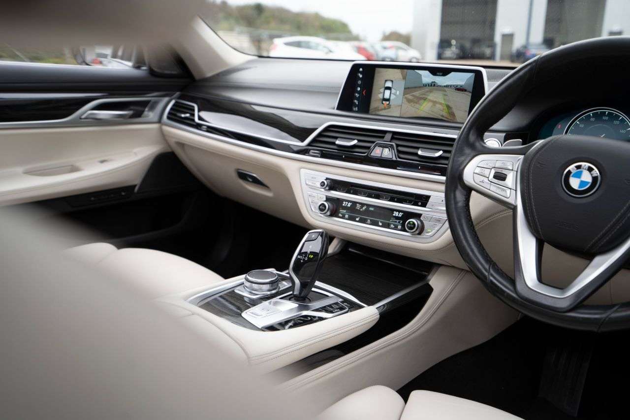 2018 BMW 7 SERIES 2018 BMW 7 SERIES