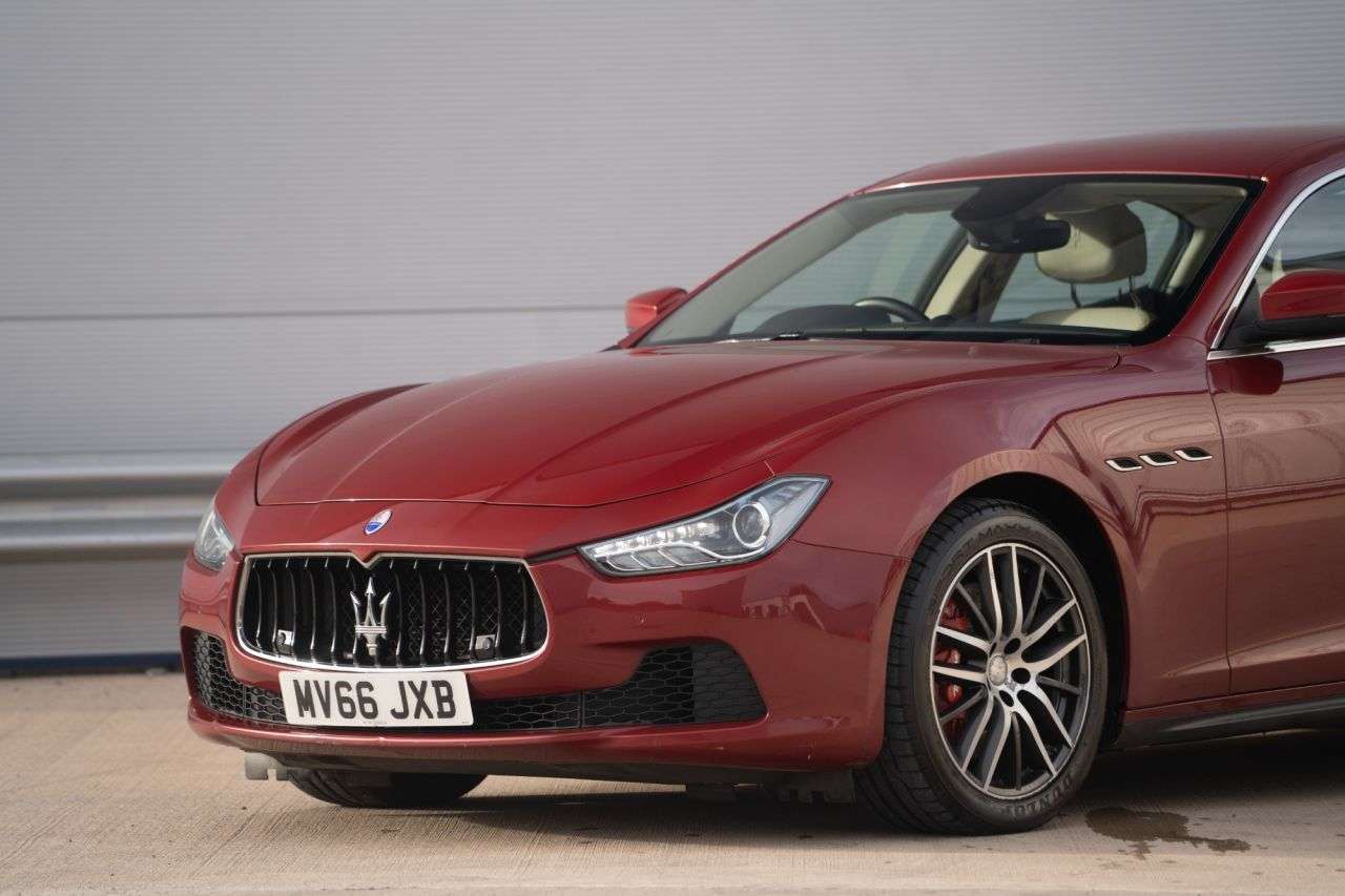 2016 MASERATI GHIBLI 2016 MASERATI GHIBLI
