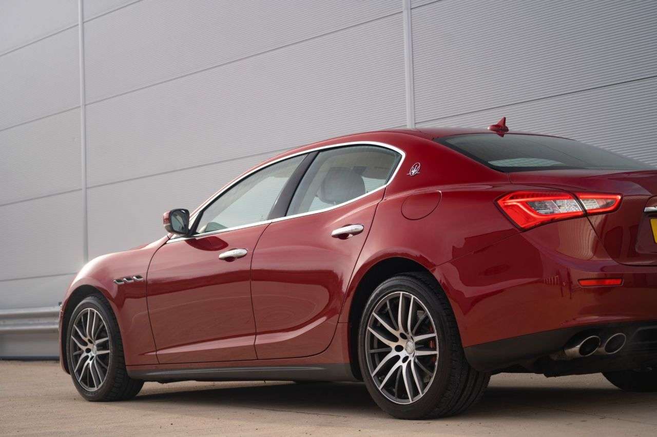 2016 MASERATI GHIBLI 2016 MASERATI GHIBLI