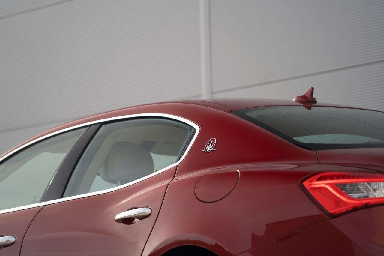 2016 MASERATI GHIBLI 2016 MASERATI GHIBLI